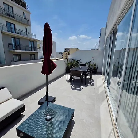 Rooftop Pool, Luxury In Apartment *