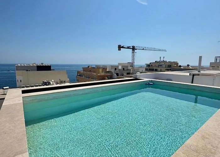 Appartement Rooftop Pool, Luxury In Sliema